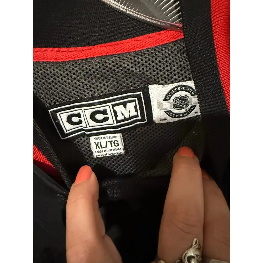 Chicago Blackhawks NHL Youth XL Windbreaker Hockey Team Gear CCM